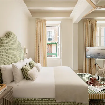 Iniala Harbour House And Residences Hotel *