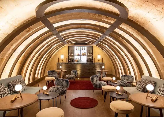 Iniala Harbour House And Residences Hotel