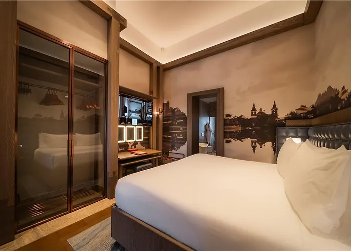 Iniala Harbour House And Residences La Valette