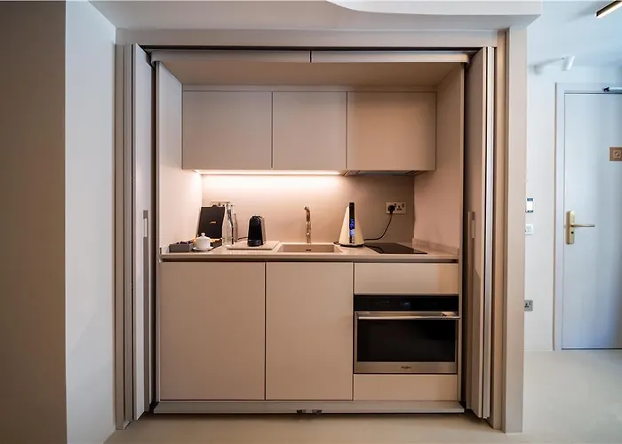 Iniala Harbour House And Residences Hotel