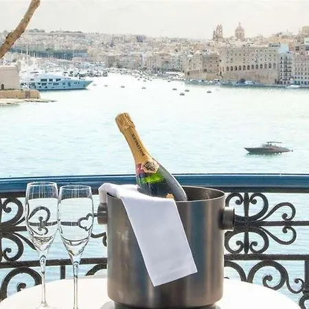 Hotel Iniala Harbour House And Residences Valletta