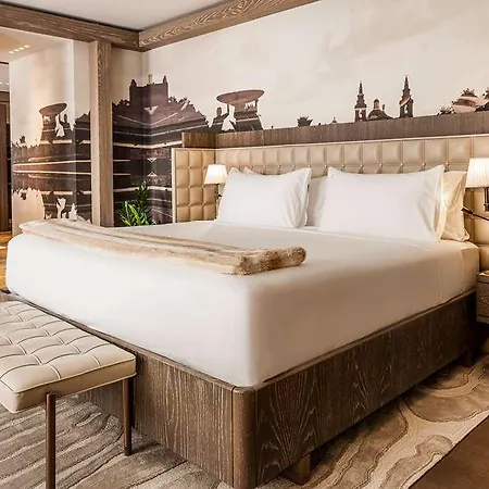 Iniala Harbour House And Residences Hotel