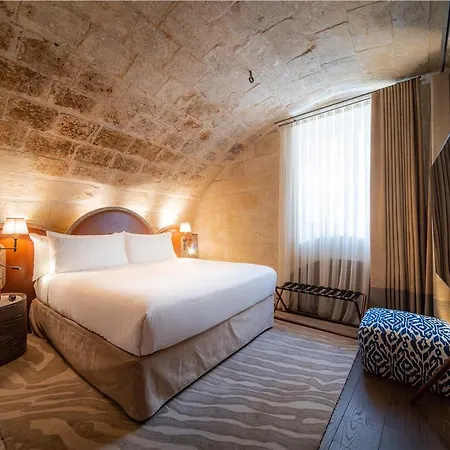 Szálloda Iniala Harbour House And Residences