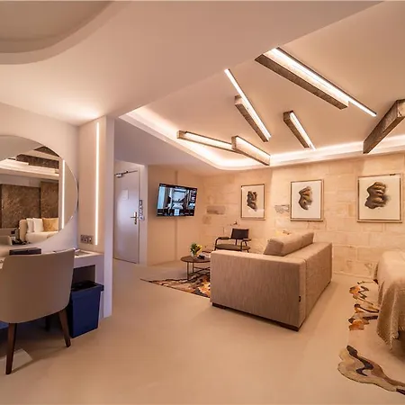 Iniala Harbour House And Residences Szálloda