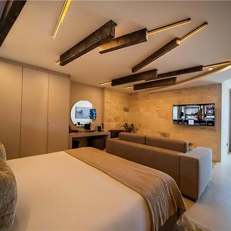 Iniala Harbour House And Residences Hotel