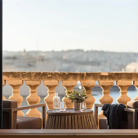 Iniala Harbour House And Residences ホテル バレッタ