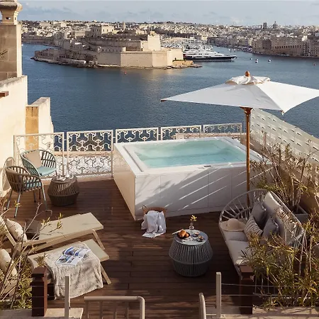 Iniala Harbour House And Residences ホテル