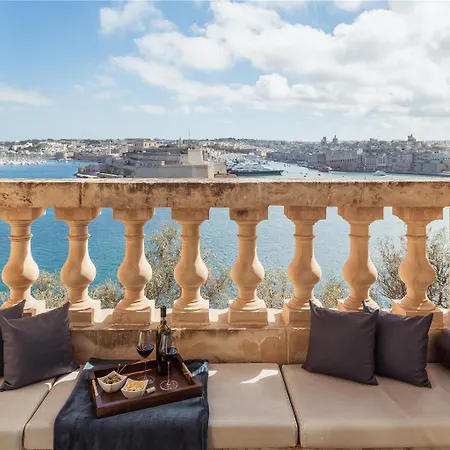 Iniala Harbour House And Residences ホテル バレッタ