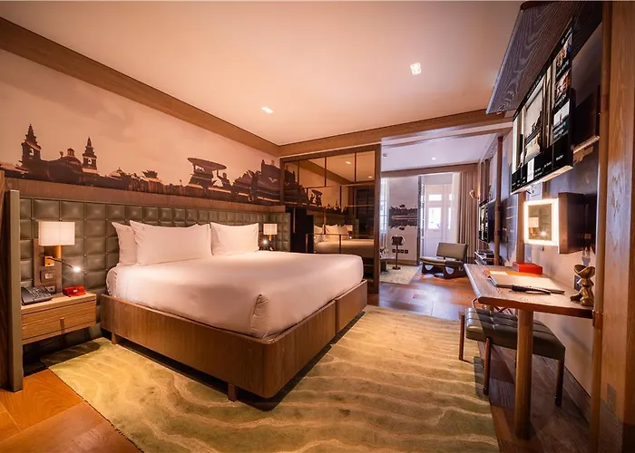 Iniala Harbour House And Residences Hotel