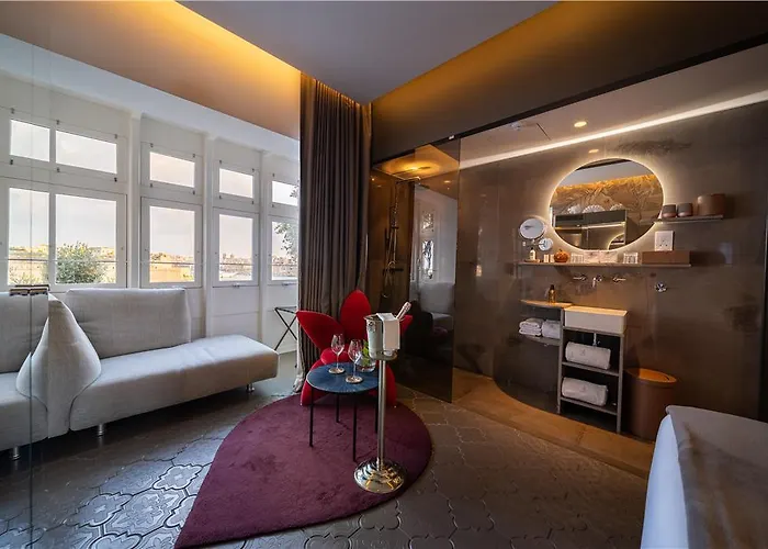 Hotel Iniala Harbour House And Residences