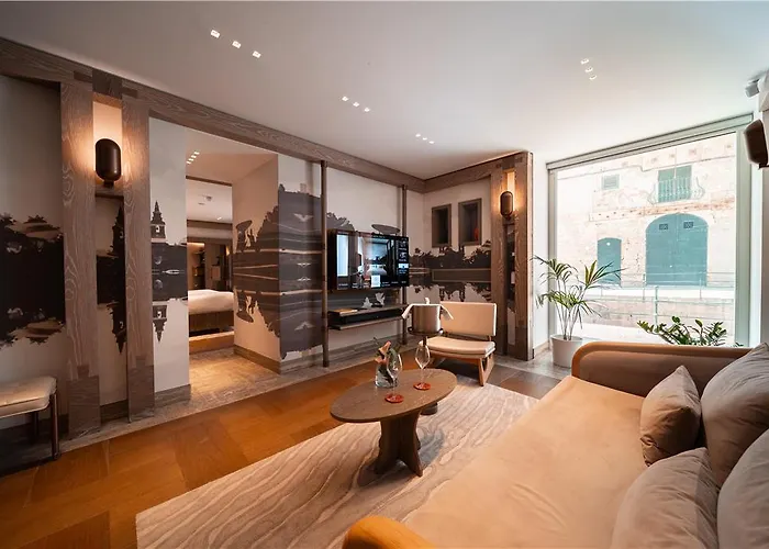 Iniala Harbour House And Residences