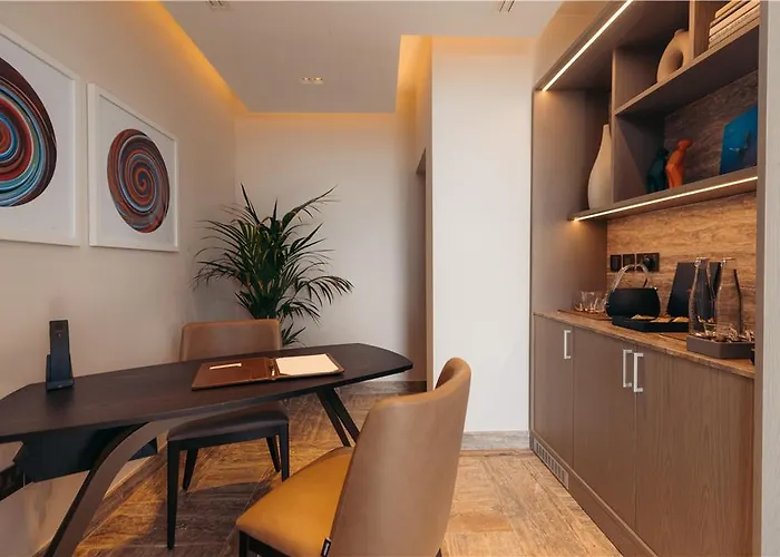 Ξενοδοχείο Iniala Harbour House And Residences *